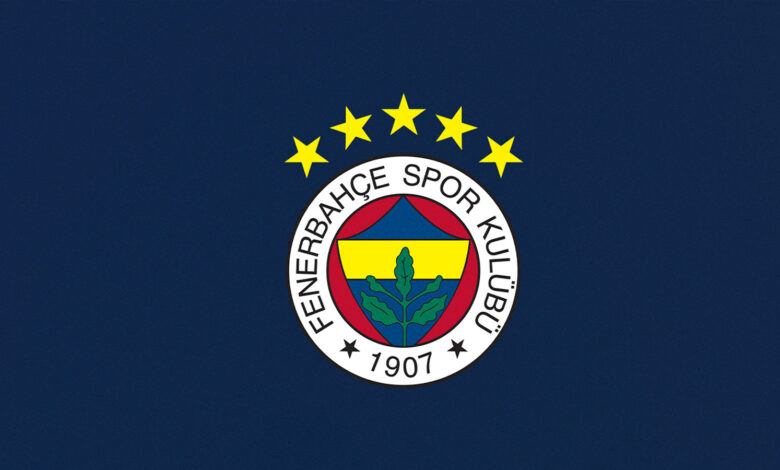 Fenerbahçe duyurdu! İstanbul'a geliyor