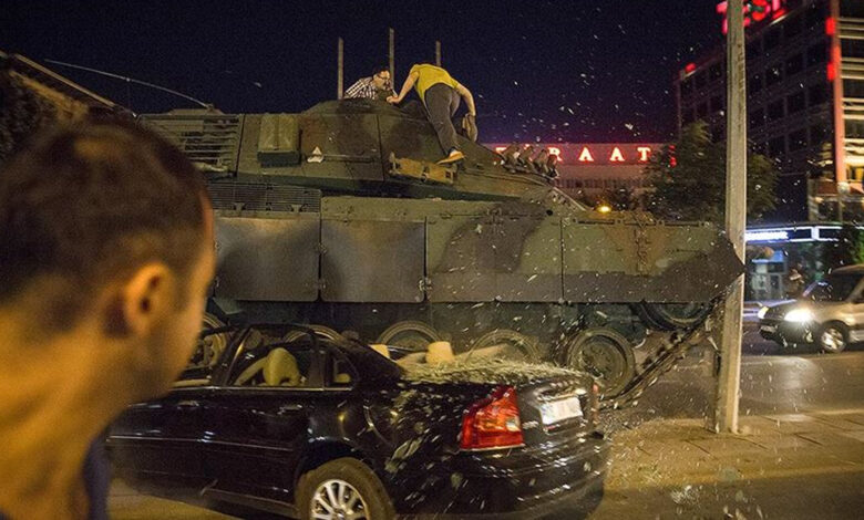 Hain darbe girişiminin 8'inci yılı... Siyasilerden "15 Temmuz" mesajları