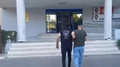 İzmir'de aranan şahıslara şafak operasyonu