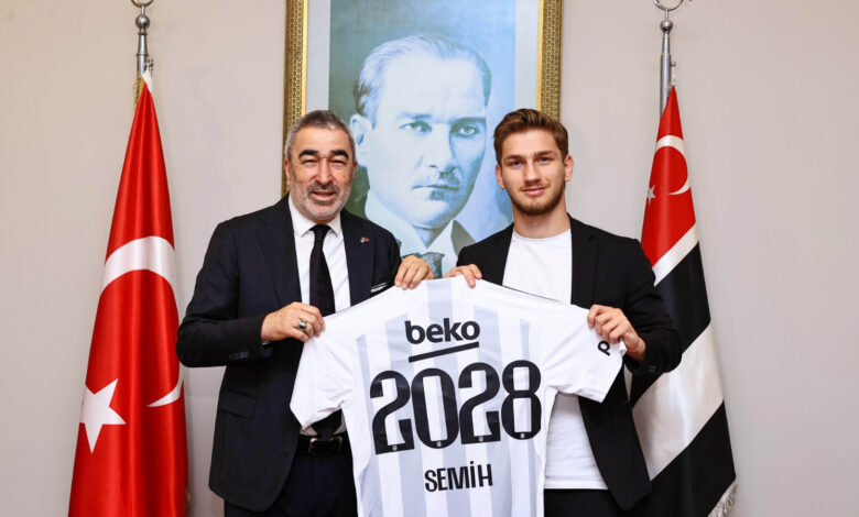 Real Madrid'in transfer cambazı Juni Calafat, Semih Kılıçsoy'u izlemeye aldı