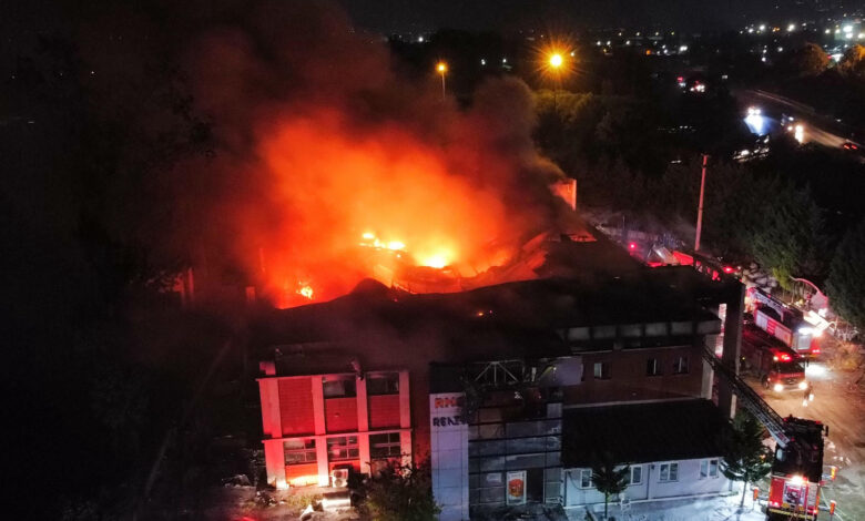 Sakarya'da fabrika yangını