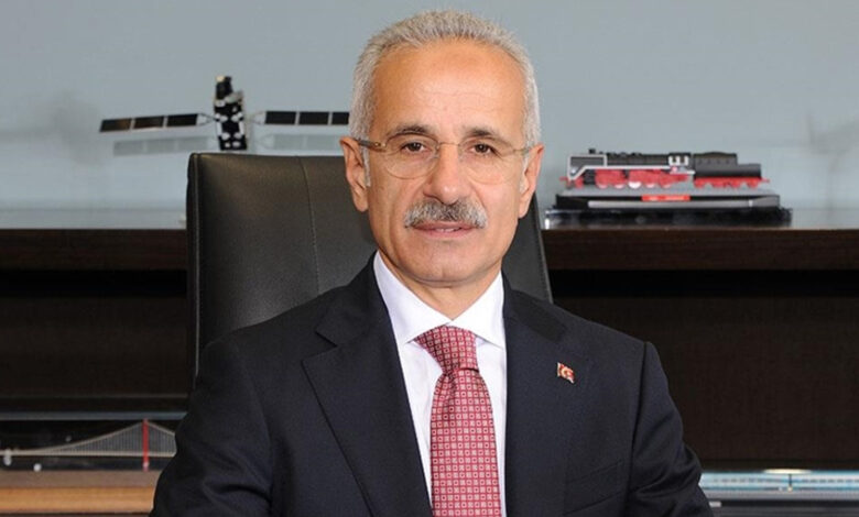 Bakan Uraloğlu: Uygulama Tabanlı Taksi Taşımacılığı Sistemi’ni onaylayacağız