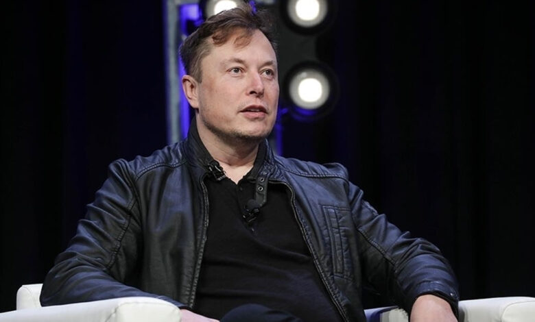 Elon Musk, Çeçen lider Kadirov'a "Cybertruck" hediye ettiği iddiasını yalanladı