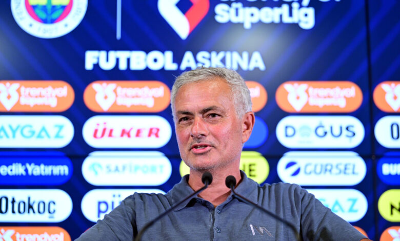 Jose Mourinho: "Türkiye'de sadece Galatasaray kart görmüyor"