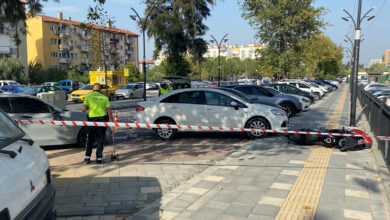 Otomobille çarpışan motosikletin 18 yaşındaki sürücüsü can verdi