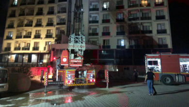 Adıyaman'da 7 katlı binada çıkan yangın paniğe neden oldu