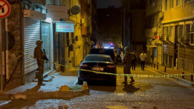 Fatih'te polise ateş eden saldırganlar yakalandı