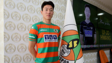 Güney Koreli golcü Ui-Jo Hwang yeniden Alanyaspor'da