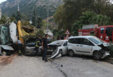 Hatay'da feci kaza! Hafriyat kamyonu 7 aracı biçti: Yaralılar var