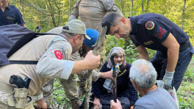 Mantar toplarken kaybolan işitme engelli kadın ormanda bulundu