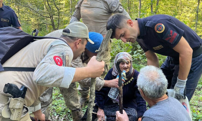 Mantar toplarken kaybolan işitme engelli kadın ormanda bulundu