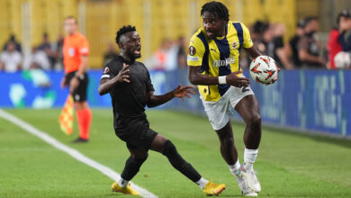 Osayi-Samuel, Fenerbahçe kariyerinde bir ilki yaşadı