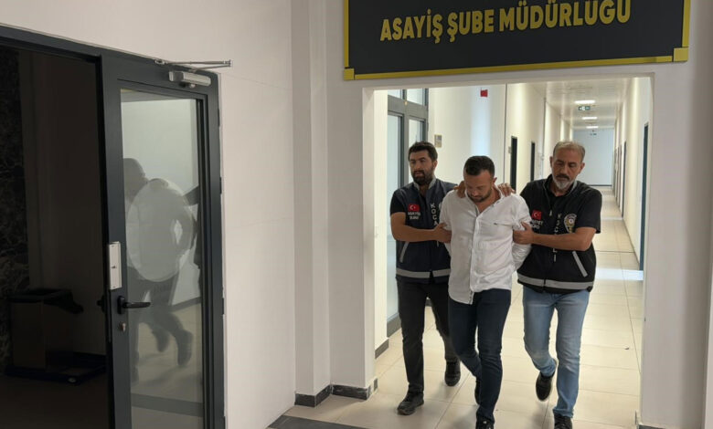 Otobüs tartışması cinayete dönüştü: Şoförün oğlu, yolcuyu öldürdü