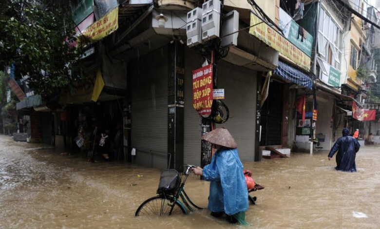 Vietnam'ı vuran Yagi Tayfunu'nda can kaybı 179'a yükseldi