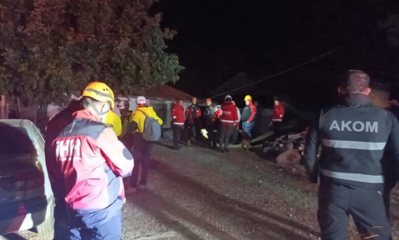 Adana'da meydana gelen depremde 6 ev hasar gördü